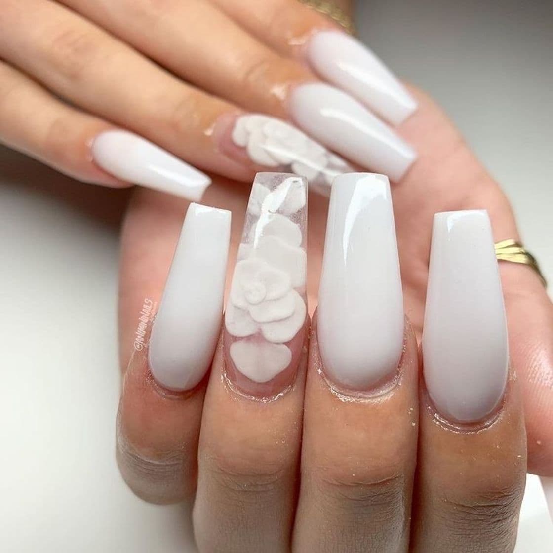 Product WHITE NAILS