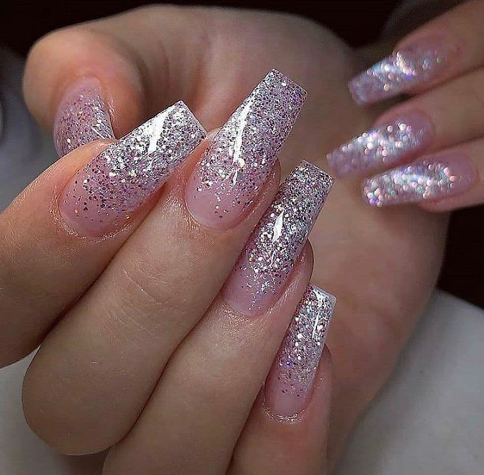 Fashion glitter nails 🤩