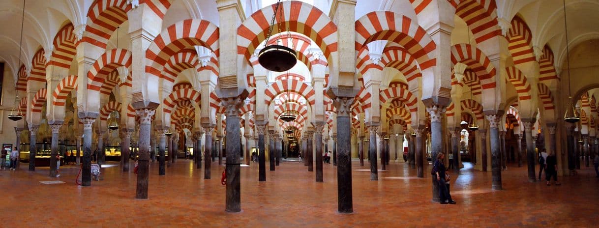 Lugar Mezquita-Catedral de Córdoba