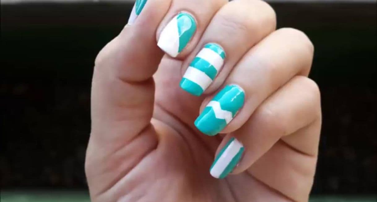 Moda 5 diseños de uñas fáciles con cinta adhesiva