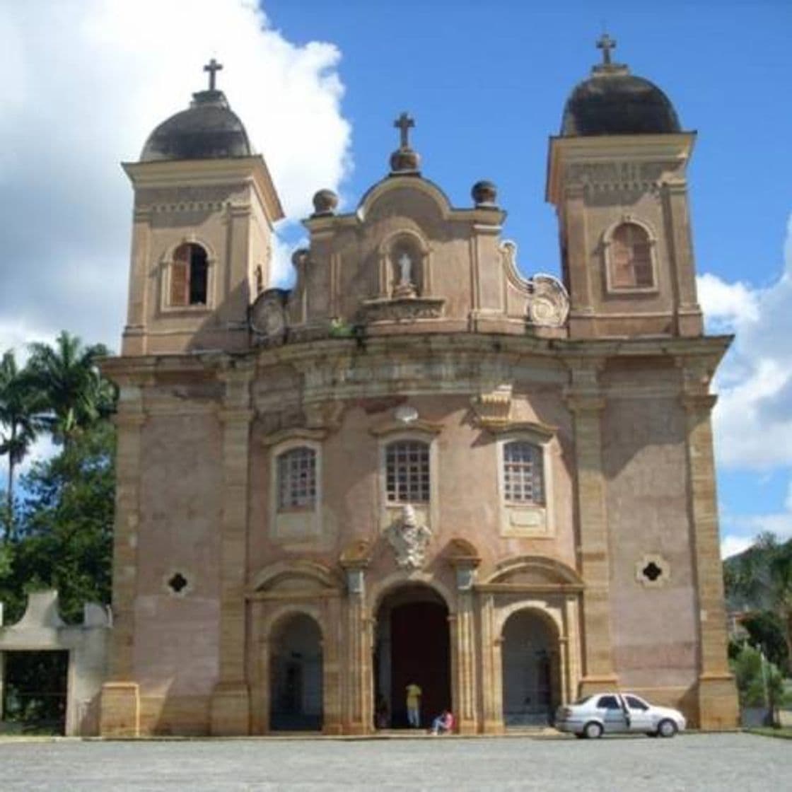 Lugar Igreja São Pedro dos Clérigos