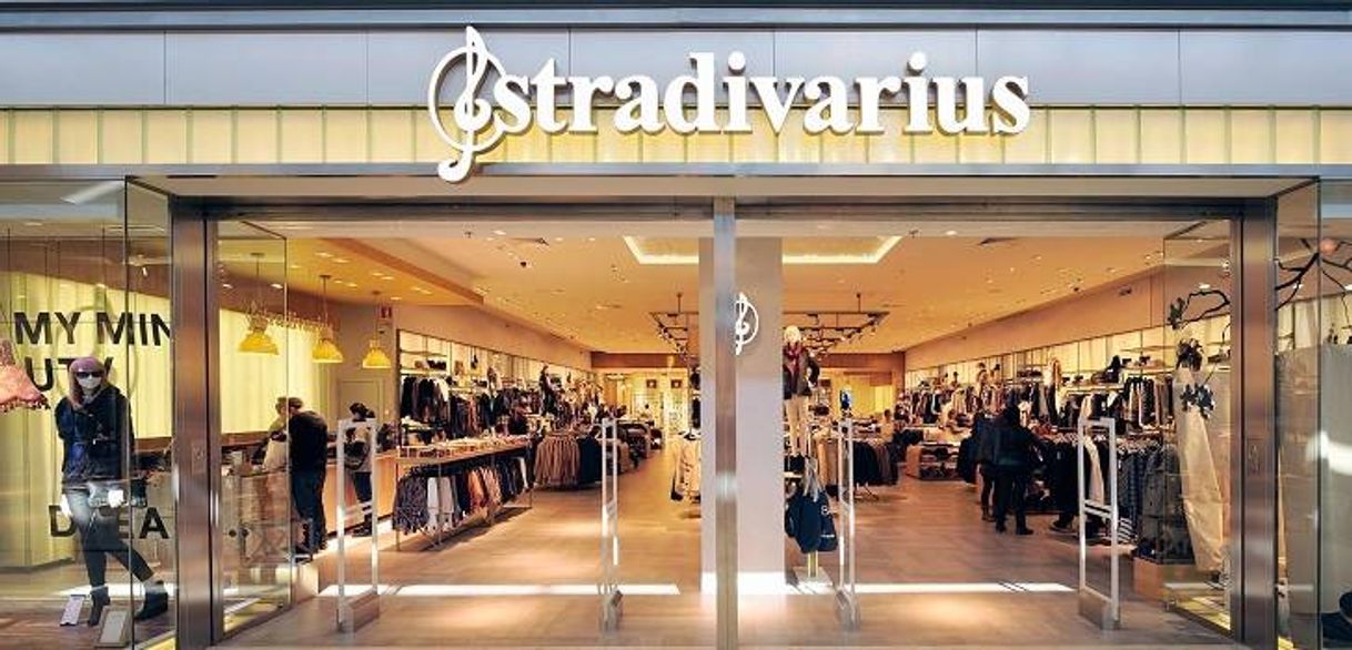 Moda Stradivarius 