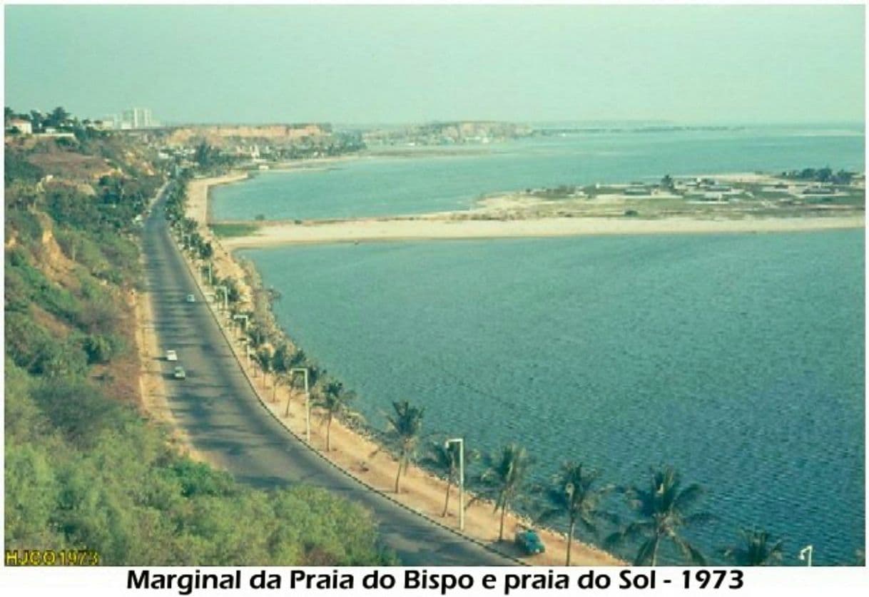 Lugar Praia do Bispo