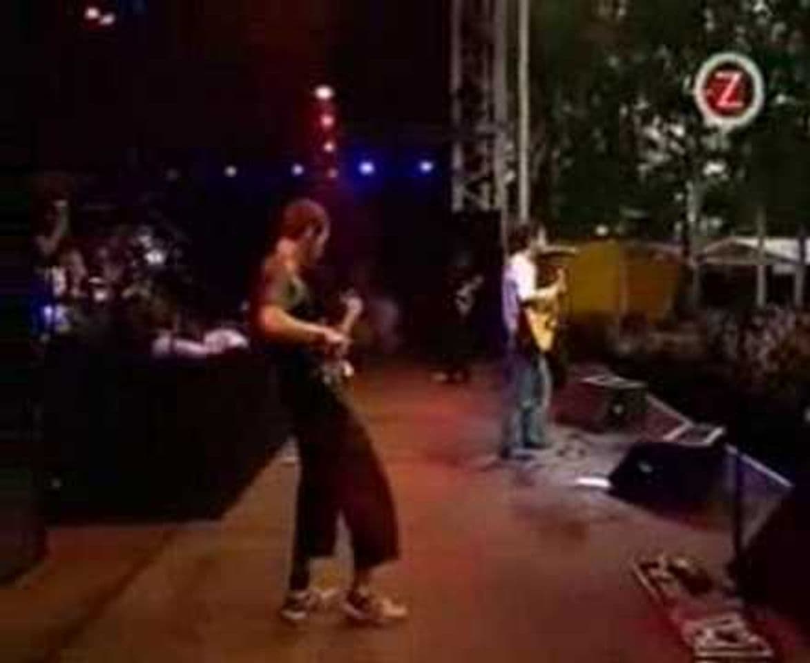 Moda Audioslave - I Am The Highway (Live at Hultsfred 2003) 