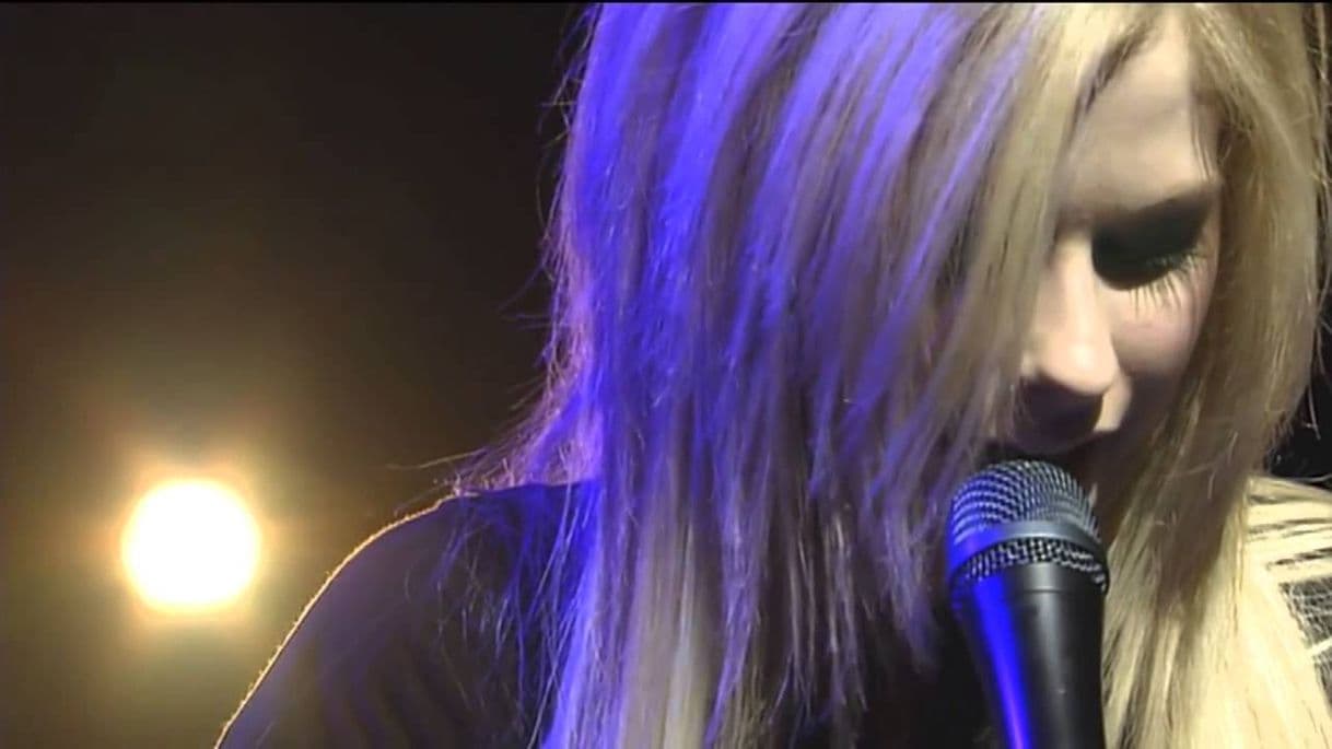 Moda Avril Lavigne - Slipped away (Live @ Japan - The Bonez Tour)