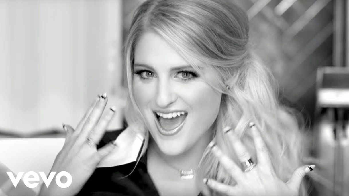 Moda Meghan Trainor - Better When I'm Dancin' - YouTube