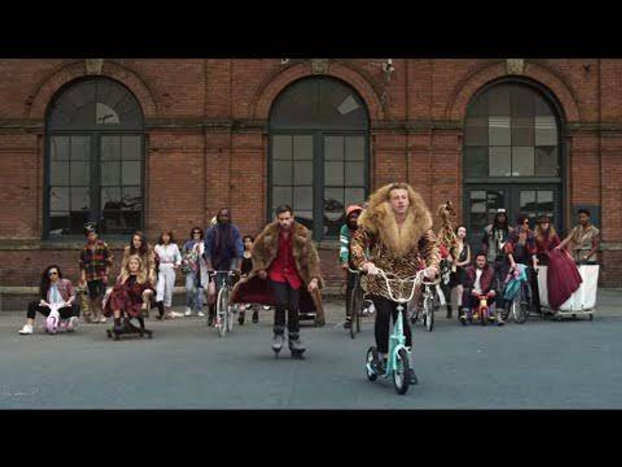 Fashion MACKLEMORE & RYAN LEWIS - YouTube