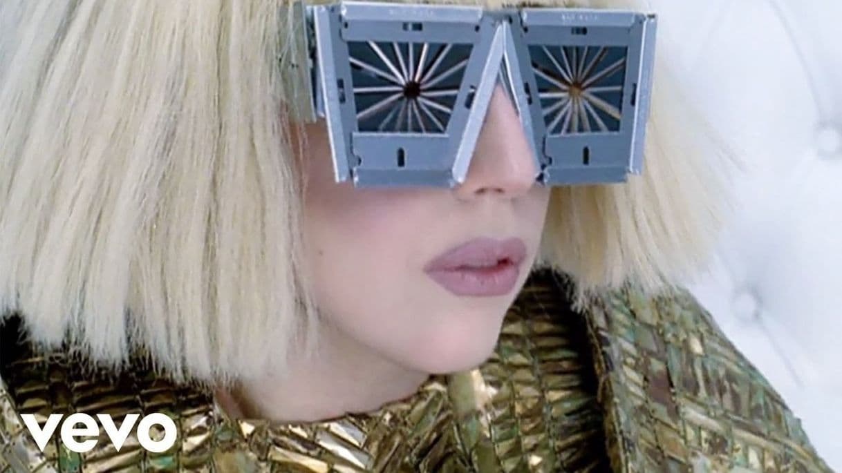 Fashion Lady Gaga, Bad Romance 