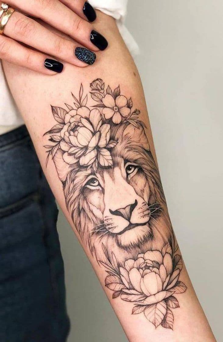 Fashion Tatuagem de leão com flores