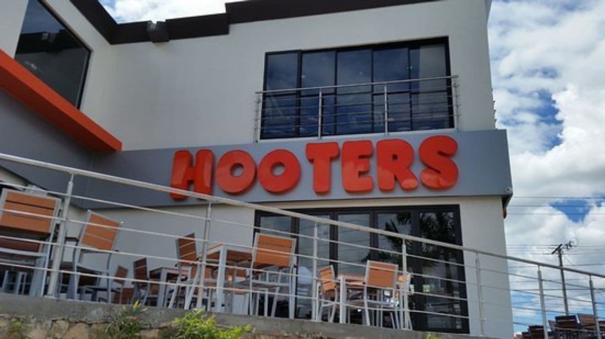 Restaurants Hooters Nicaragua