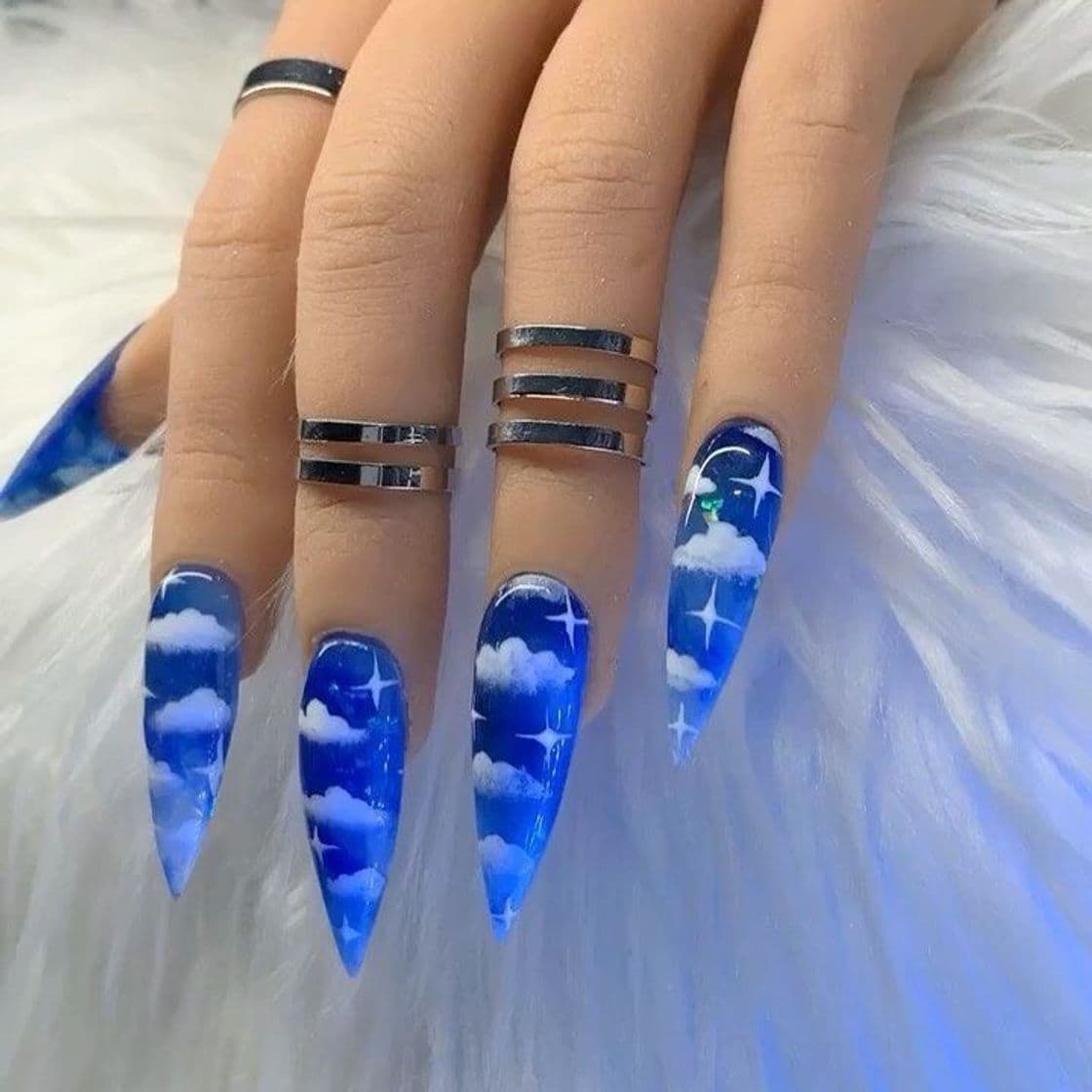 Moda Uñas cielo☁️❄️