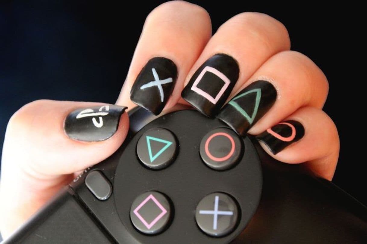 Moda Uñas para jugar play station