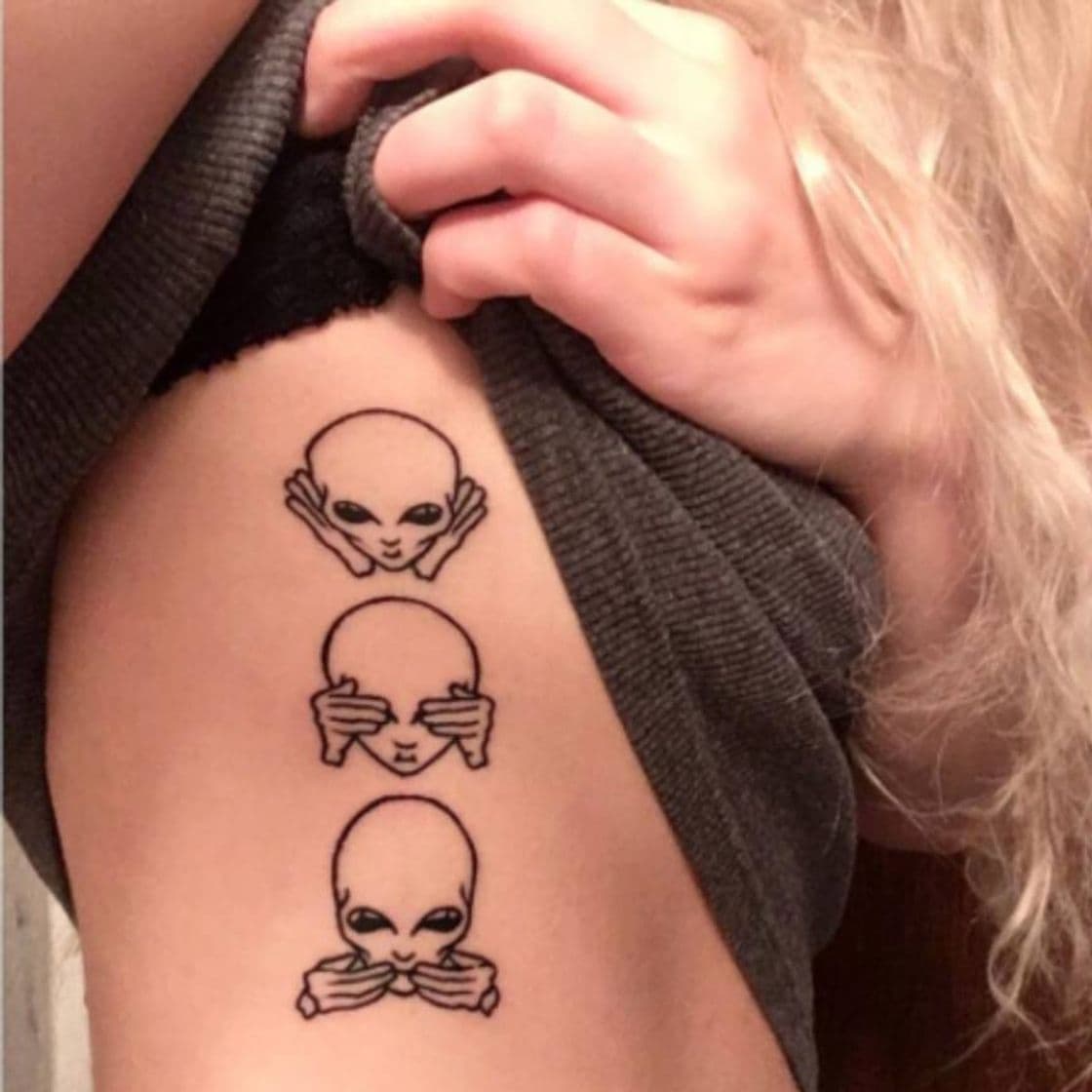 Moda tatuagem de et