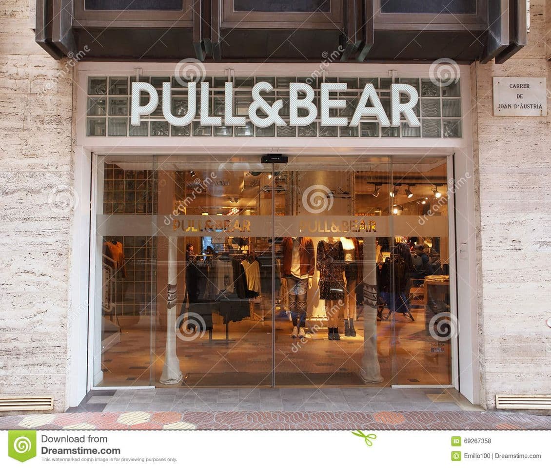 Place Pull And Bear