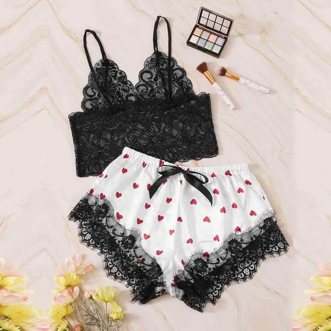 Producto ALISIAM Mujeres Sexy con Cuello en v Estampado de corazón de satén de Encaje Camisola Pijamas Bowknot Shorts lencería Conjunto íntimo camisón Moda Ropa de Dormir cómoda