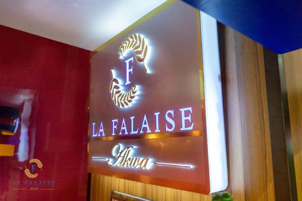 Place Hôtel La Falaise Bonanjo