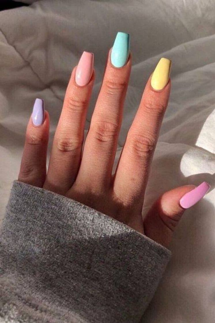 Fashion unhas cores pasteis💜💙💛💚❤