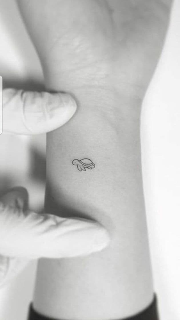 Moda Tatuaje Minimalista de Tortuga 🐢