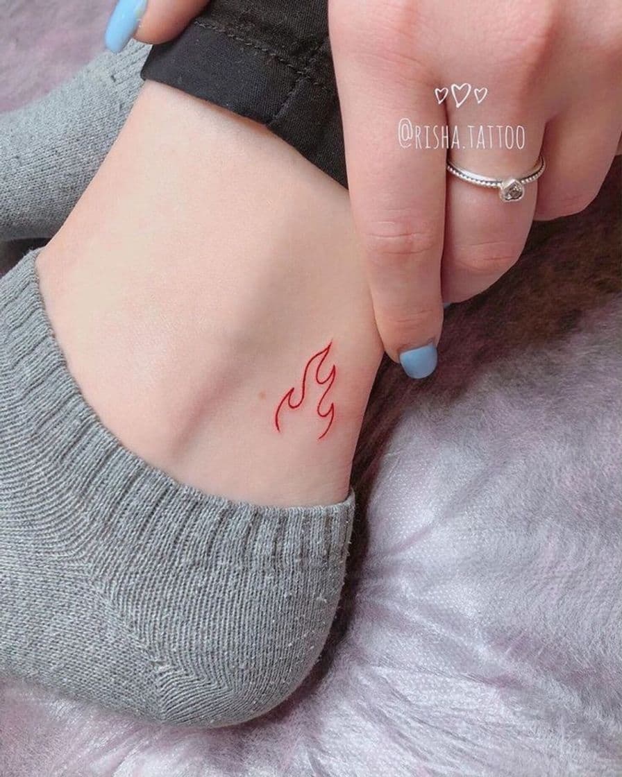 Moda Tatuaje Minimalista Flama 🔥