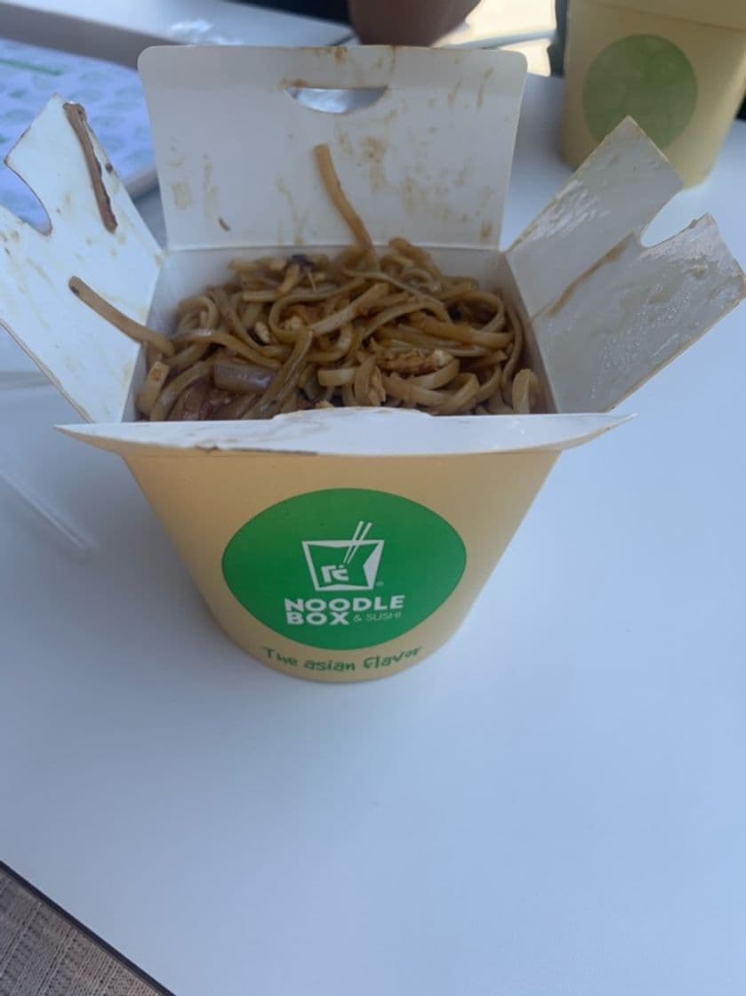 Restaurantes Noodle Box & Sushi Mogan Mall