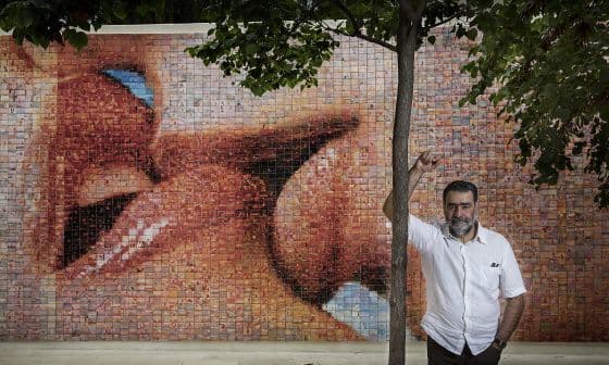 Lugar "El beso" de Joan Fontcuberta