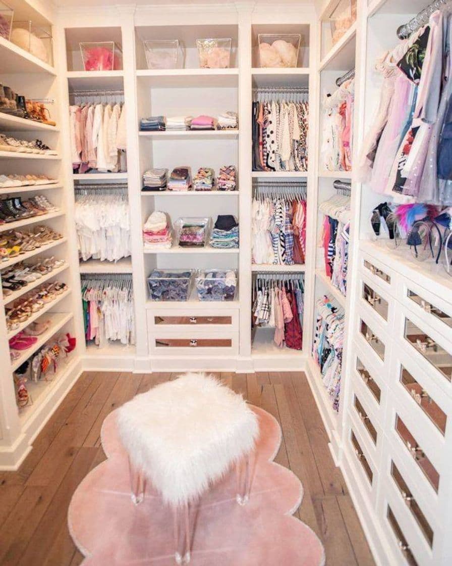 Moda Olha que closet fofo ❤️