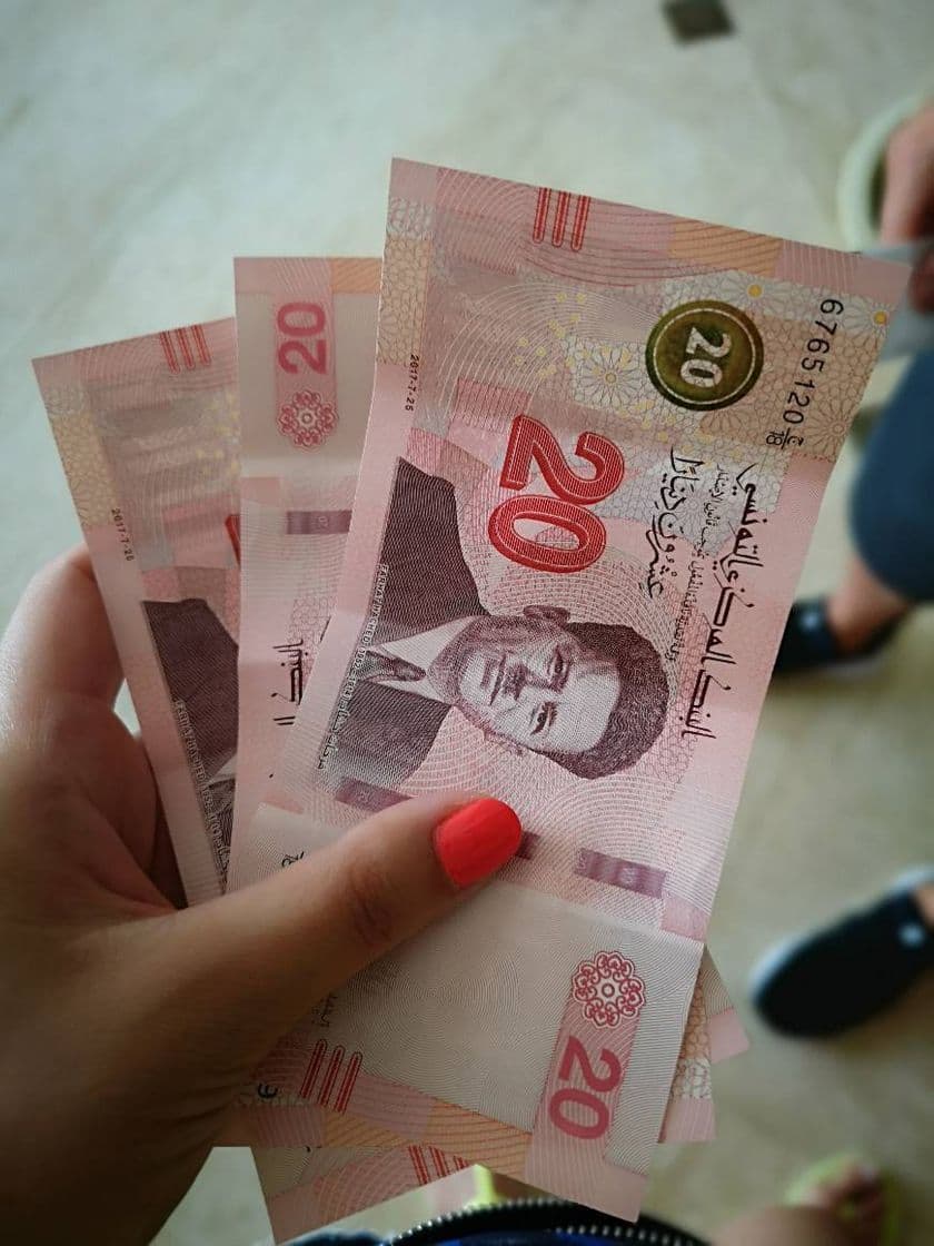 Moda Dinar Tunisiano