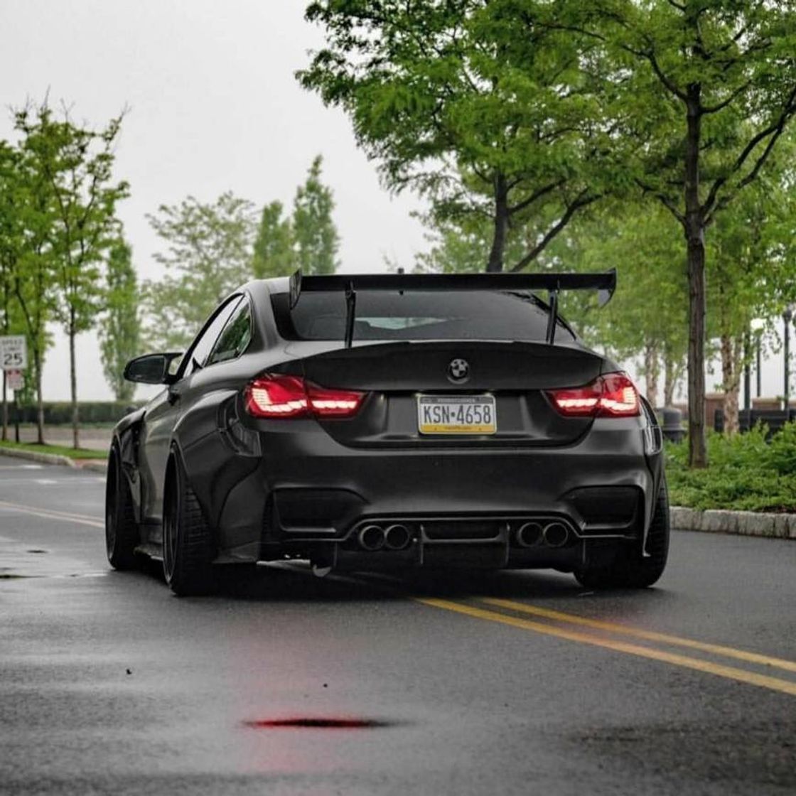 Moda BMW M4