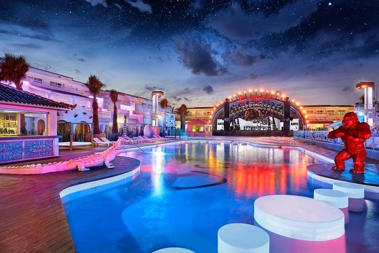 Restaurantes Ushuaïa Ibiza Beach Hotel