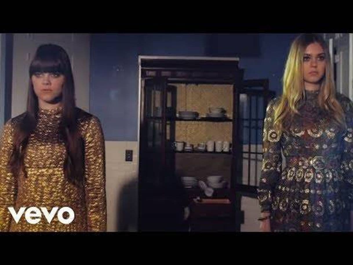 Canción First Aid Kit - My Silver Lining (Official Music Video) - YouTube