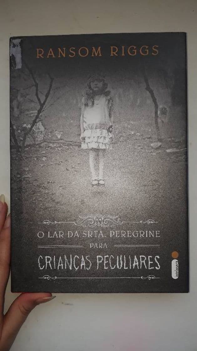 Book O lar da srta. Peregrine para crianças peculiares