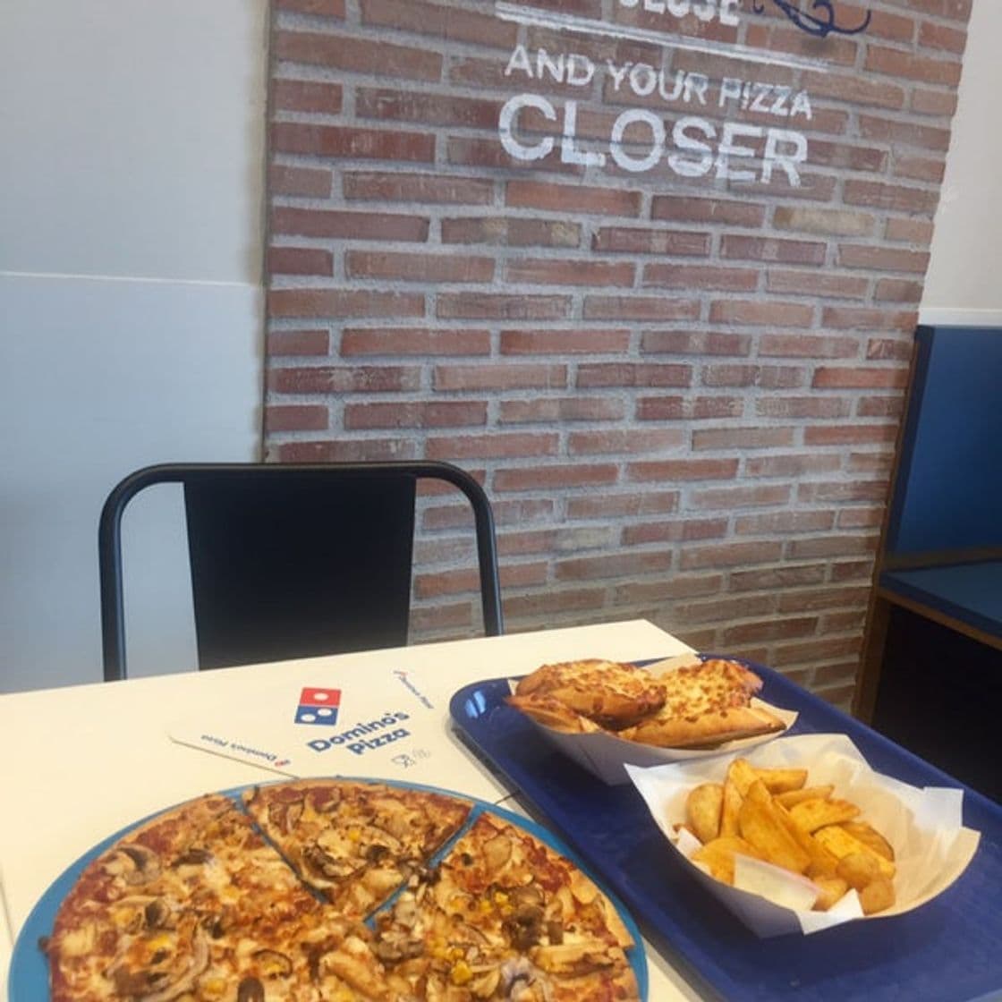 Restaurants Domino's Pizza