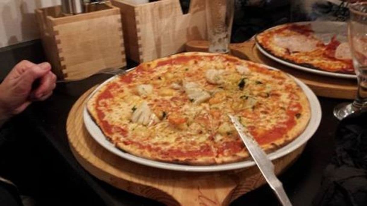 Restaurants Luzzo Pizzaria