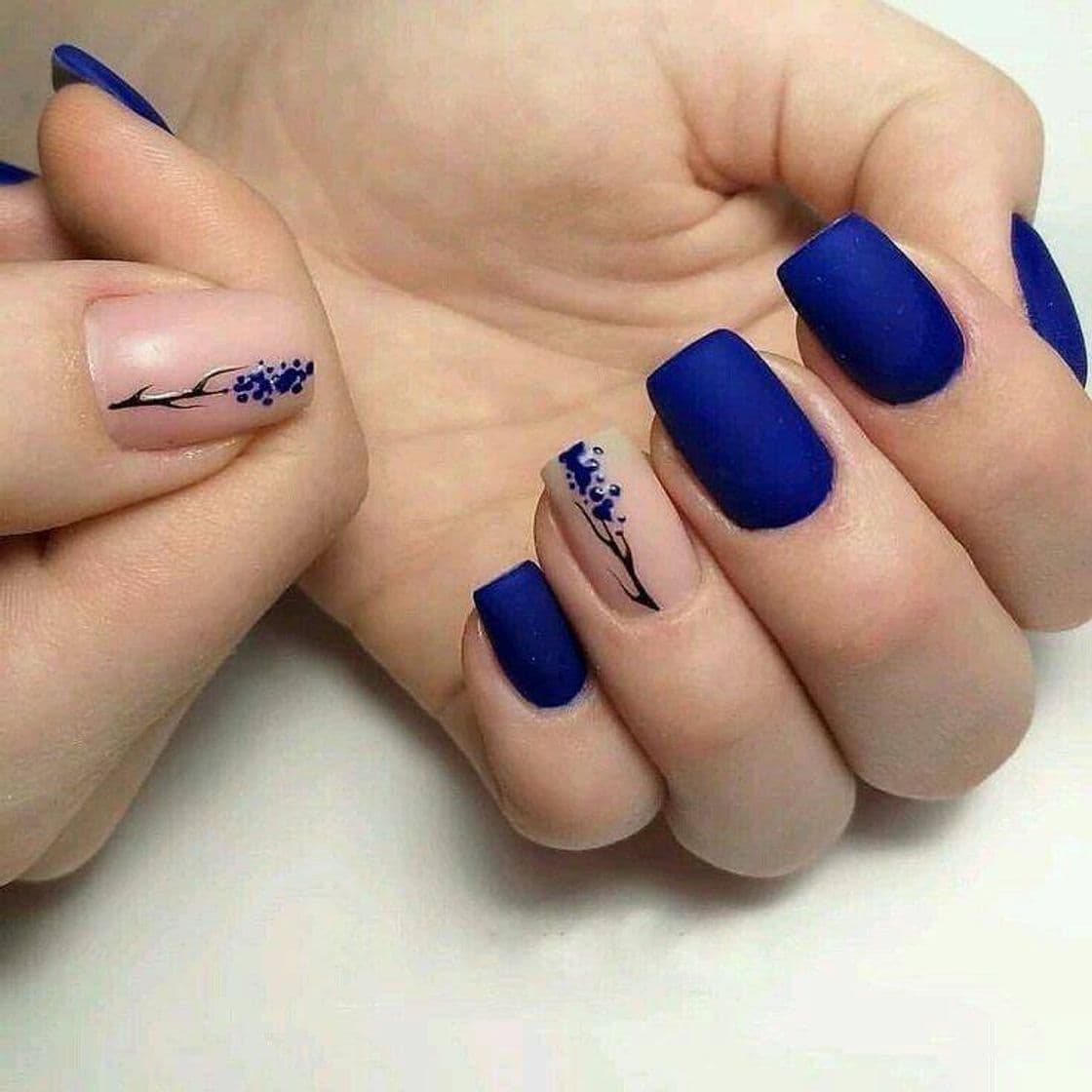 Fashion Delicada e linda nessa cor azul , amei 😍