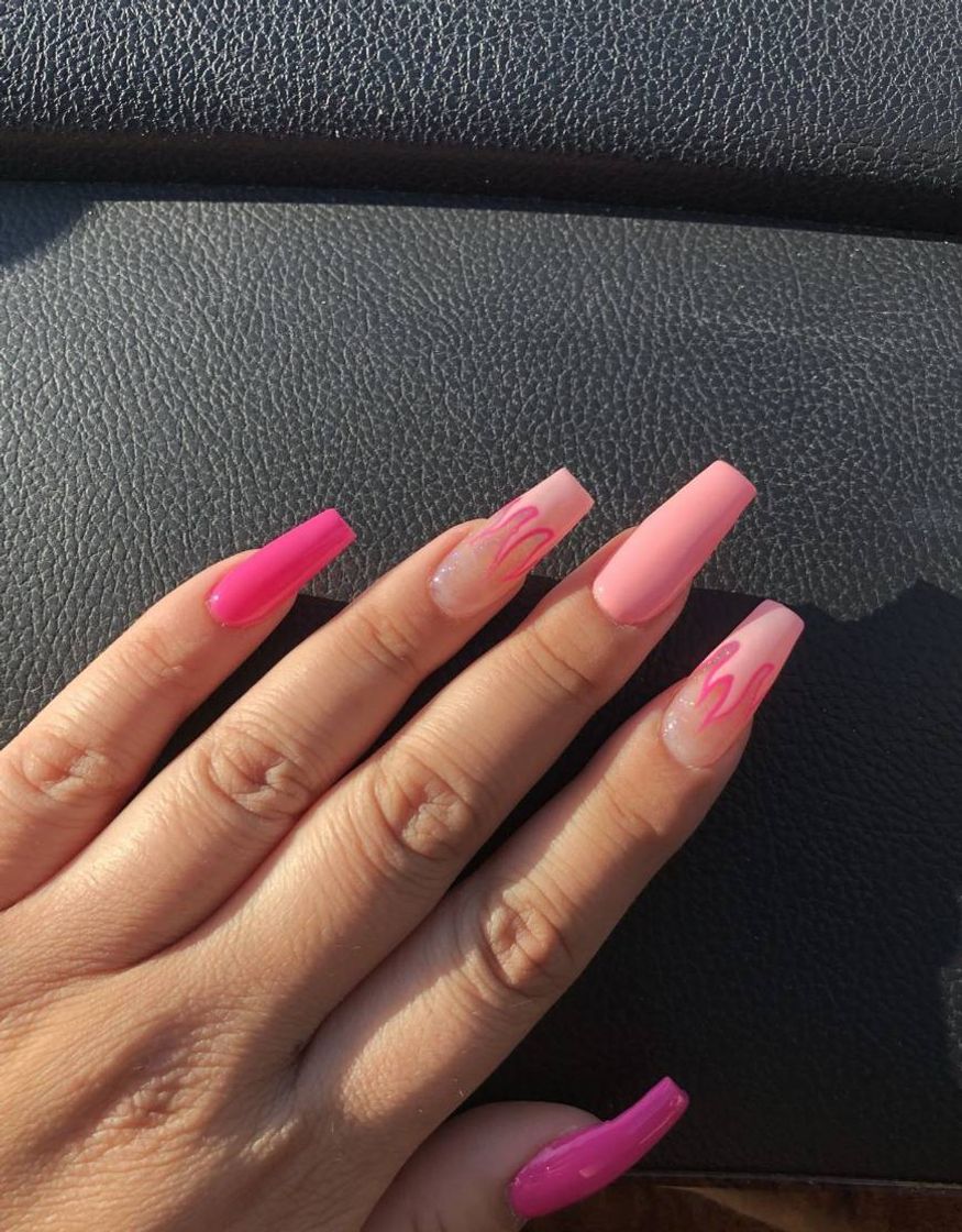 Fashion Fire pink nails