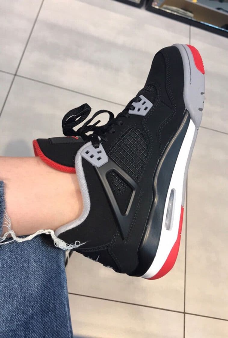 Product AIR JORDAN 4 Retro BG