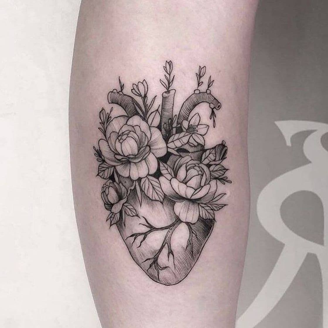 Moda Tatuagem Coração Florido