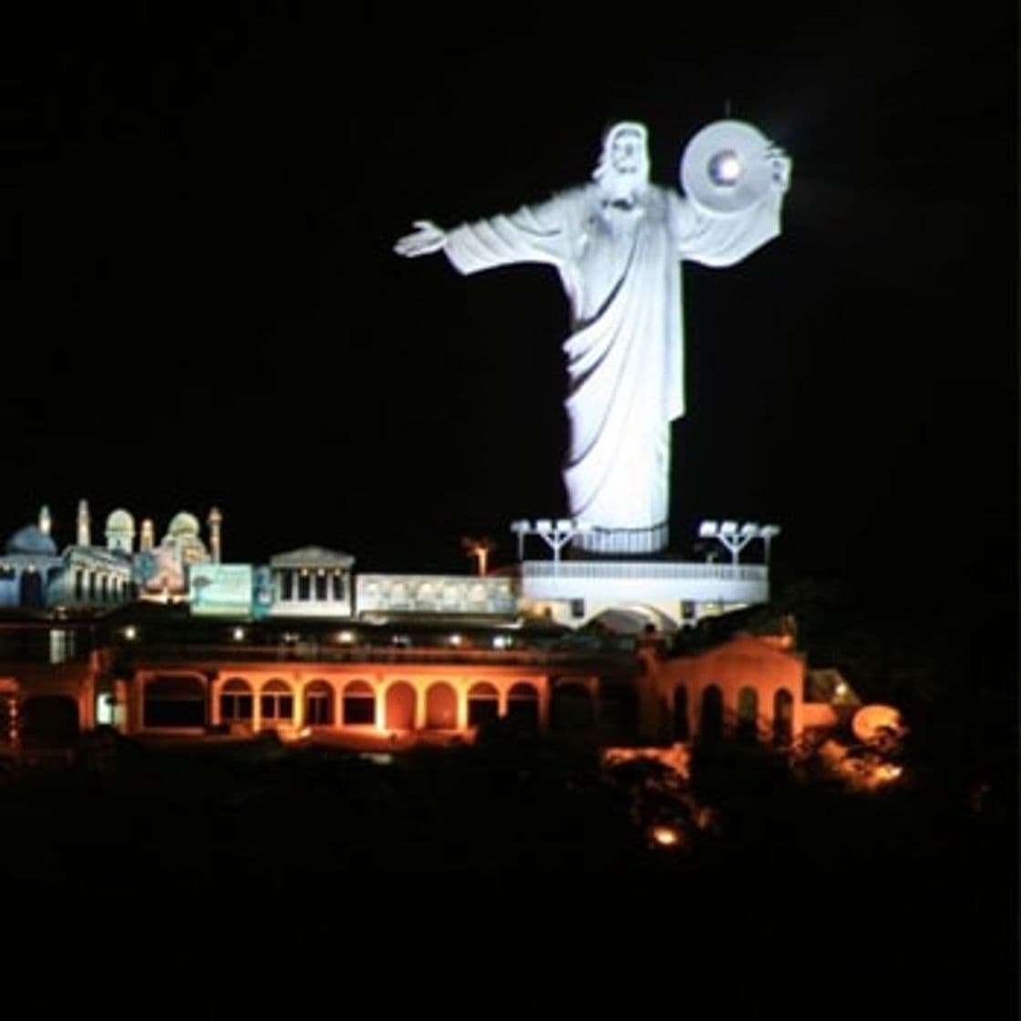 Place Cristo Luz - Balneário Camboriú