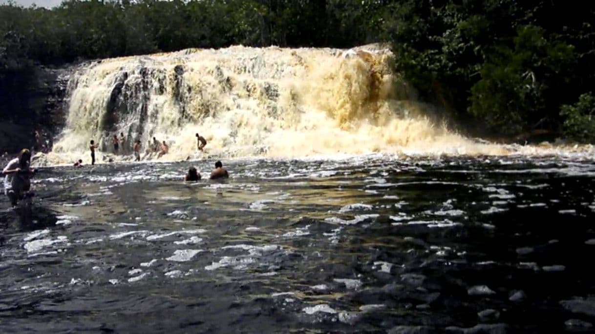 Lugar Cachoeira Iracema