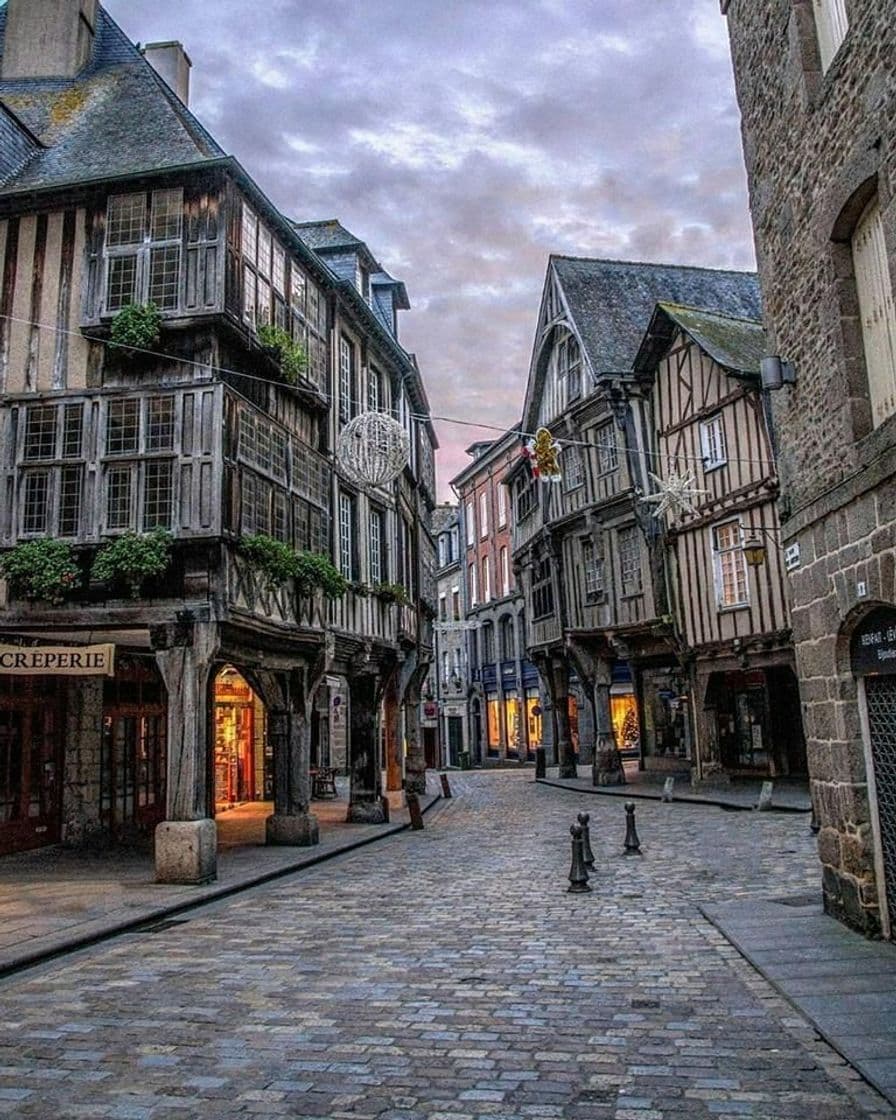 Place Dinan