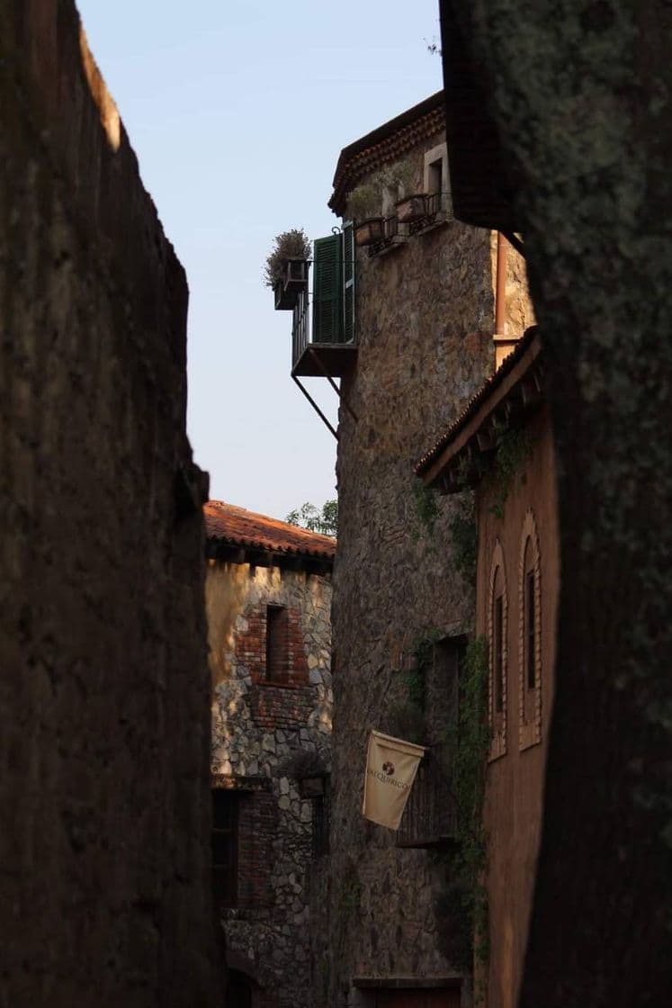 Restaurantes Val´Quirico