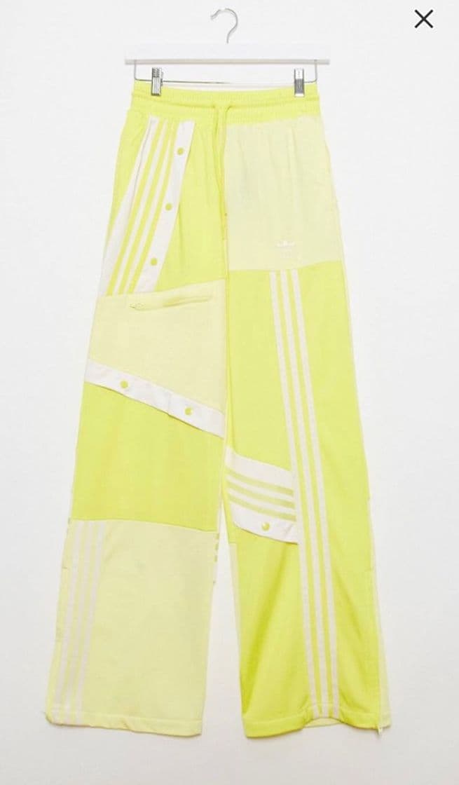 Fashion Pantalones anchos ADIDAS ORIGINALS en color amarillo 