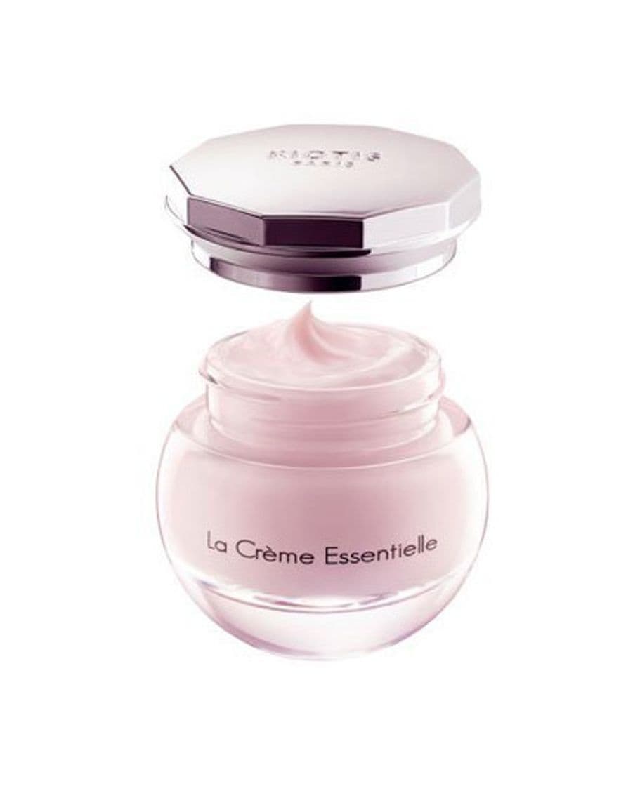 Home LA CREME ESSENTIELLE