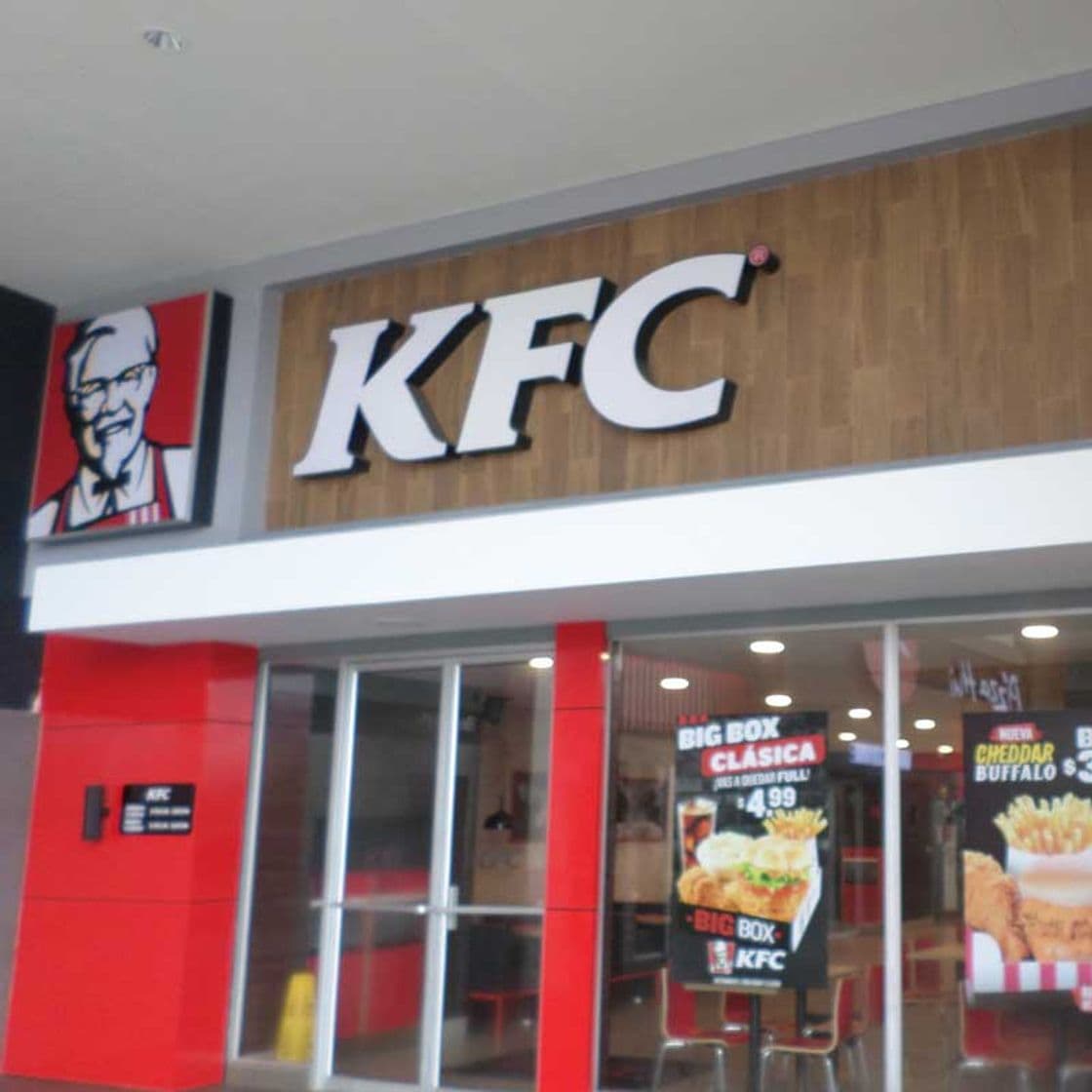 Restaurants KFC Metrocentro