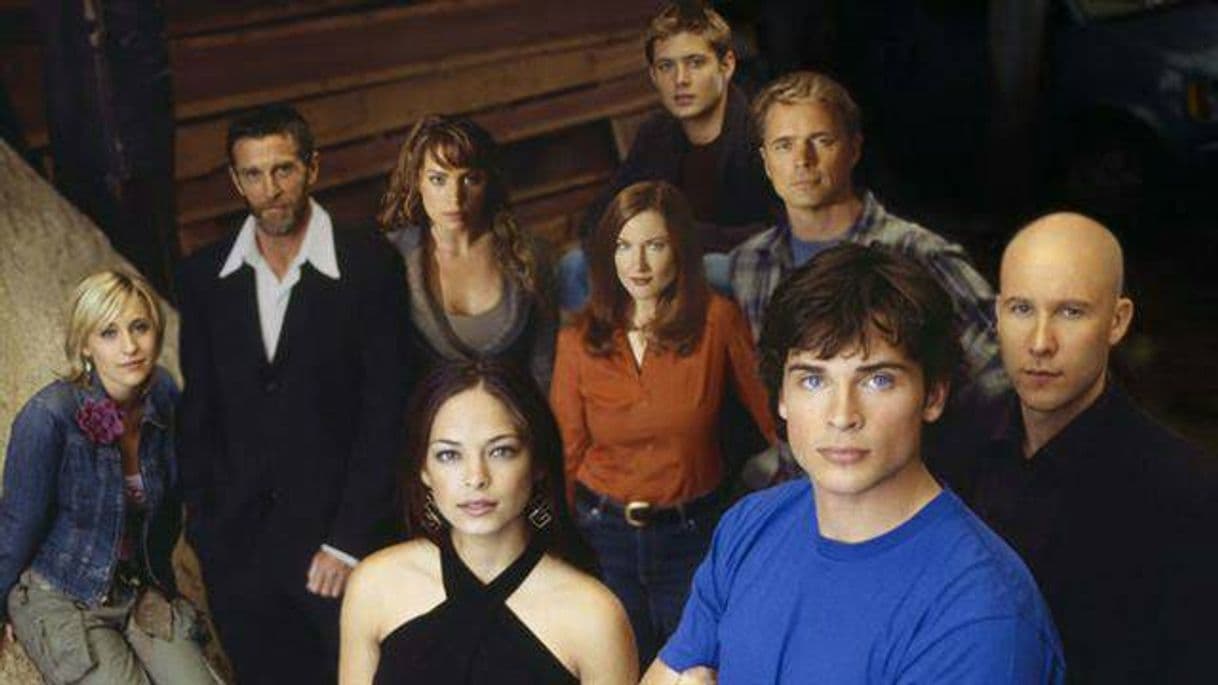 Fashion Como ESTÃO e por onde ANDAM os ATORES da SÉRIE Smallville 