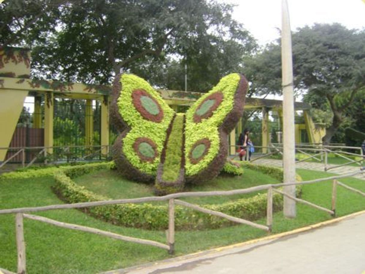 Lugar Avenida Parque de las Leyendas