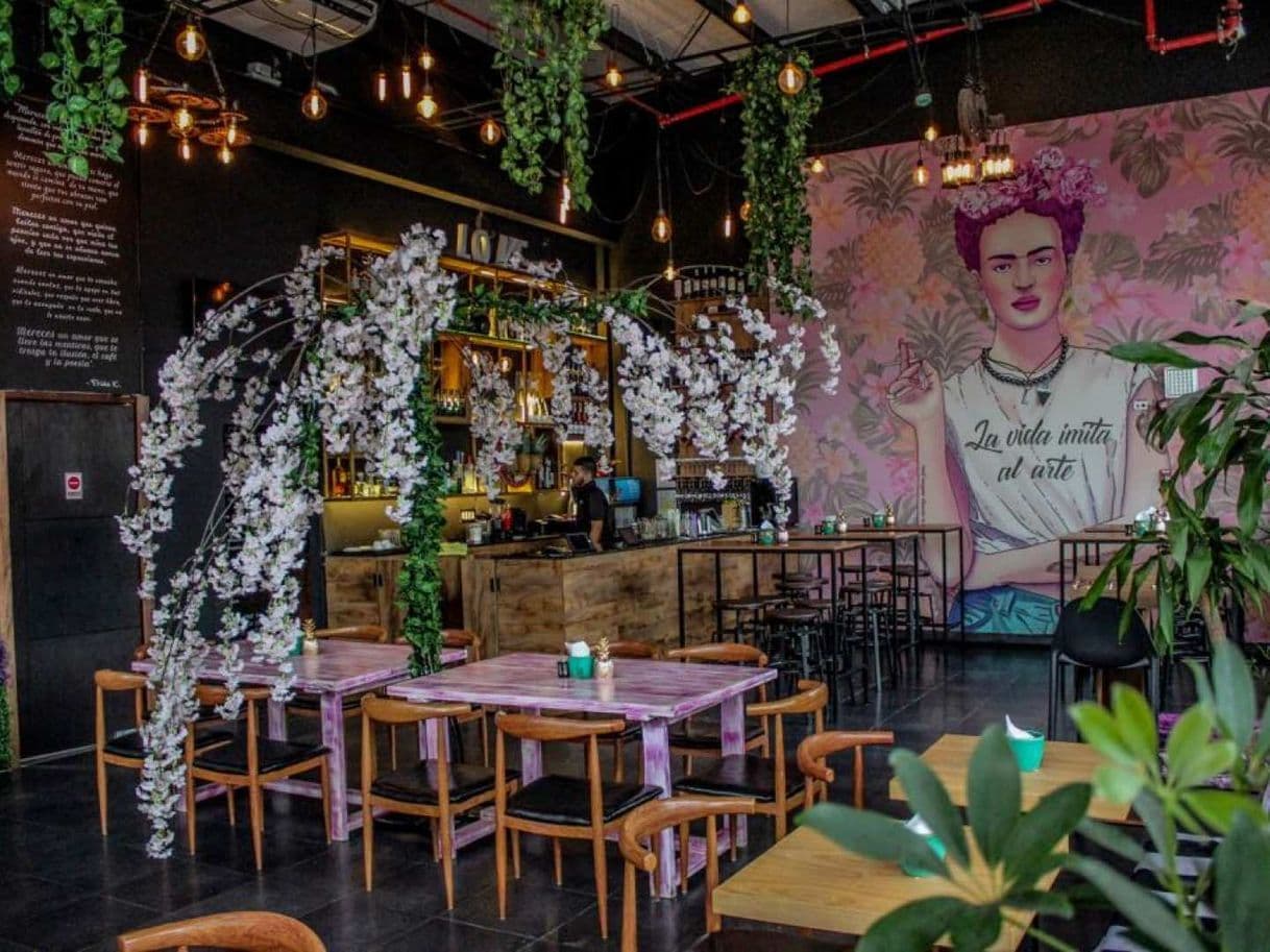 Restaurantes Frida Food & Lounge