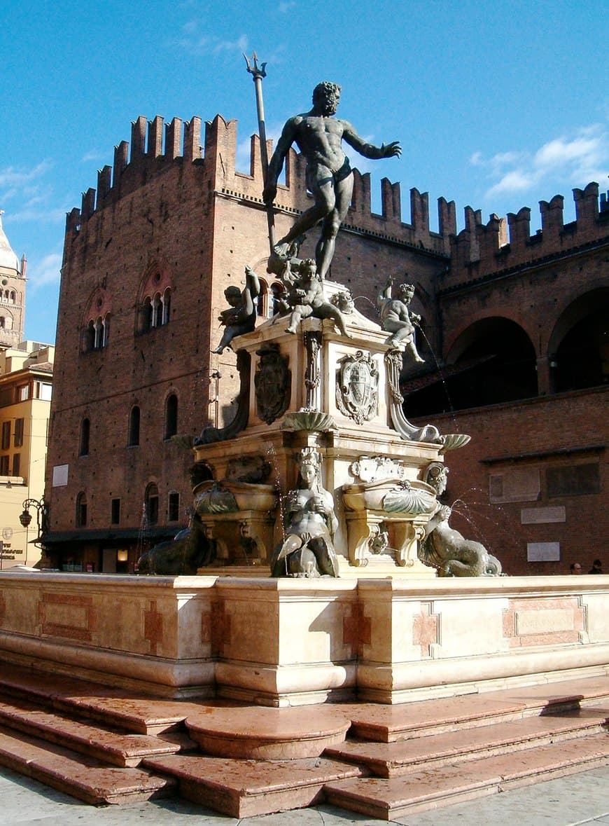 Lugar Fuente de Neptuno