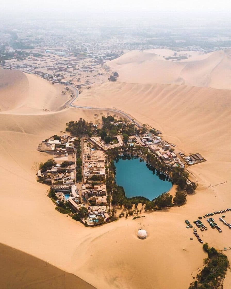 Place Huacachina Ica