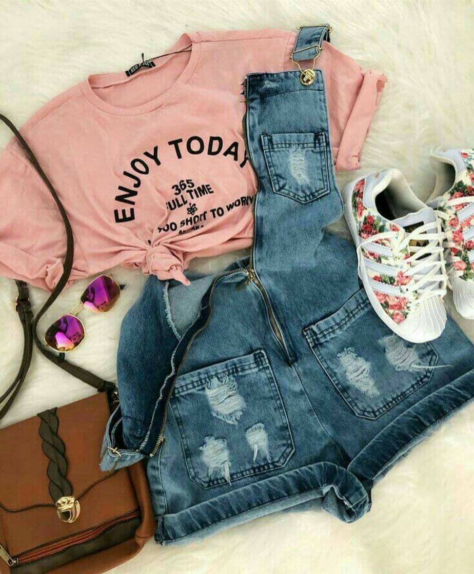 Fashion Look lindo. 💗